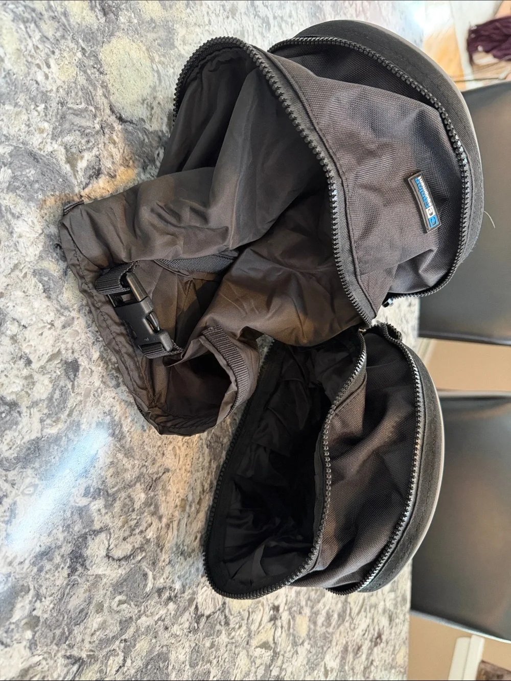 Canine Equipment 2 in 1 trail bowl